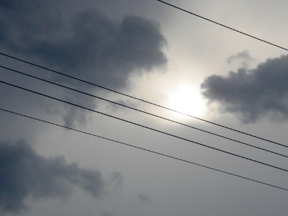 雲間の太陽