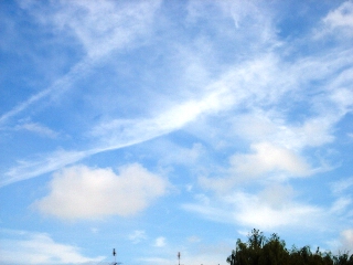 白い雲
