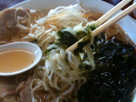 夕日ネギラーメン