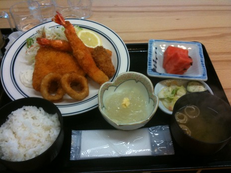 豪華な食事…3