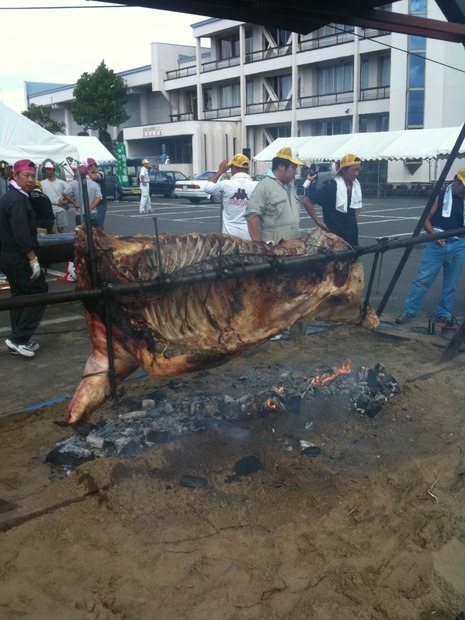 牛の丸焼き