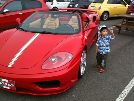 スポーツカー