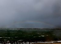 颱風一過の海の虹