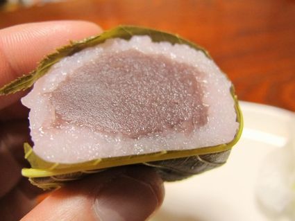 ト一屋さんのさくら餅とうぐいす餅♪