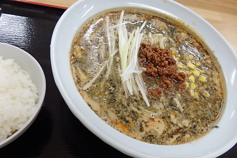 白黒タンタン麺