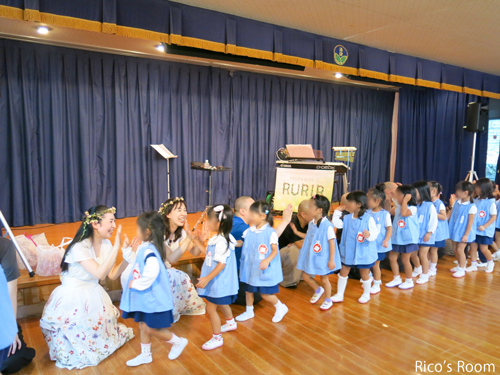 R 石巻『法山寺幼稚園』へ曹洞宗山形県第三宗務所ボランティア協議会様と慰問演奏2016 R 石巻『法山寺幼稚園』へ曹洞宗山形県第三宗務所ボランティア協議会様と慰問演奏2016