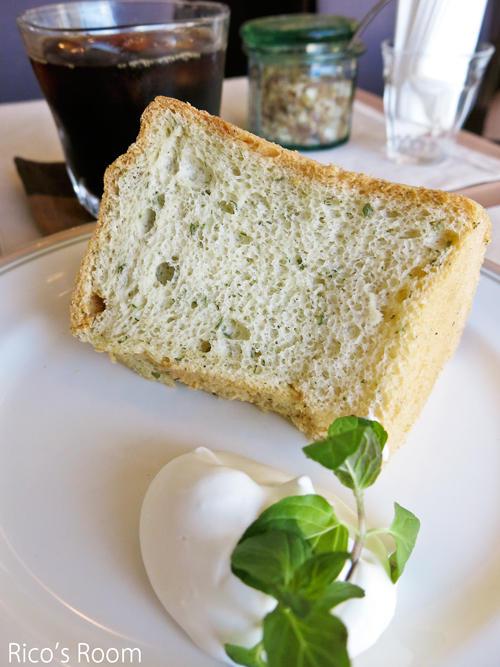 R ブラジル・オン・ザ・ロックス&ハーブシフォンケーキ/コーヒーハウスぽえむ酒田中町店 R ブラジル・オン・ザ・ロックス&ハーブシフォンケーキ/コーヒーハウスぽえむ酒田中町店
