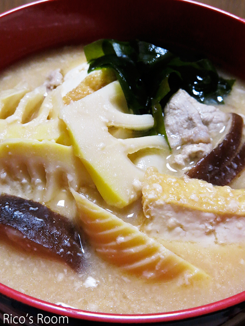 R 地物採れたて孟宗&生ワカメを頂戴しました!佐々木蔵治とうふ店の厚揚げ入り『孟宗汁』 R 地物採れたて孟宗&生ワカメを頂戴しました!佐々木蔵治とうふ店の厚揚げ入り『孟宗汁』