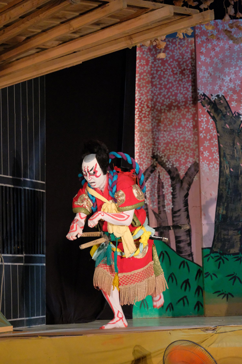 R 酒田『黒森歌舞伎夏公演/義経千本桜(伏見稲荷鳥居前の場)』庄内PHOTOS/フォトグラファー2名の写真 R 酒田『黒森歌舞伎夏公演/義経千本桜(伏見稲荷鳥居前の場)』庄内PHOTOS/フォトグラファー2名の写真