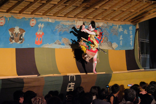 R 酒田『黒森歌舞伎夏公演/義経千本桜(伏見稲荷鳥居前の場)』庄内PHOTOS/フォトグラファー2名の写真 R 酒田『黒森歌舞伎夏公演/義経千本桜(伏見稲荷鳥居前の場)』庄内PHOTOS/フォトグラファー2名の写真