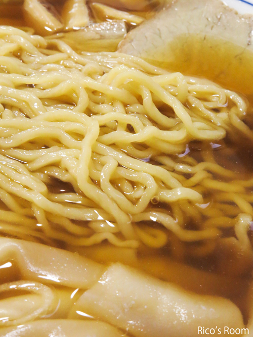 R 酒田のラーメンの王道!めん類専門店『川柳』のワンタンメン♡ R 酒田のラーメンの王道!めん類専門店『川柳』のワンタンメン♡