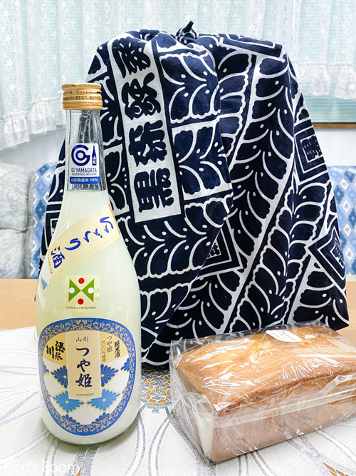 R 斎染さんより素敵なギフトを頂戴しました！『黒森歌舞伎あずま袋・清泉川純米にごり酒・酒粕パウンドケーキ』