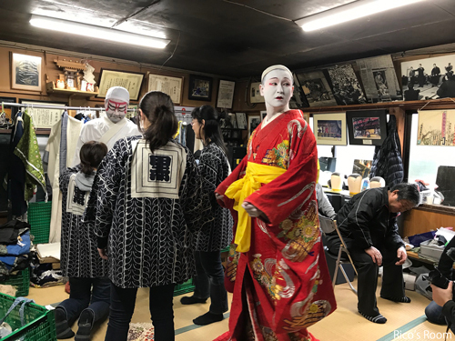 R 約800名の超満員御礼!暖冬の令和2年『黒森歌舞伎正月公演』初日が無事に終了しました。 R 約800名の超満員御礼!暖冬の令和2年『黒森歌舞伎正月公演』初日が無事に終了しました。