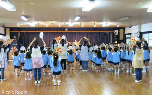R 石巻『法山寺幼稚園』へ曹洞宗山形県第三宗務所ボランティア協議会様と慰問演奏2016 R 石巻『法山寺幼稚園』へ曹洞宗山形県第三宗務所ボランティア協議会様と慰問演奏2016