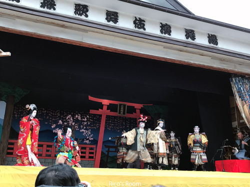 R 約800名の超満員御礼!暖冬の令和2年『黒森歌舞伎正月公演』初日が無事に終了しました。 R 約800名の超満員御礼!暖冬の令和2年『黒森歌舞伎正月公演』初日が無事に終了しました。