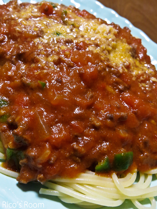 R パスタ用トマトで、自家製ミートソーススパゲッティ♪&グリッサンド奏法やり過ぎましたの巻 R パスタ用トマトで、自家製ミートソーススパゲッティ♪&グリッサンド奏法やり過ぎましたの巻
