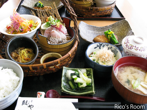 三川町『旬味 鼓や』花かご御膳で、ソーシャルランチの巻♪