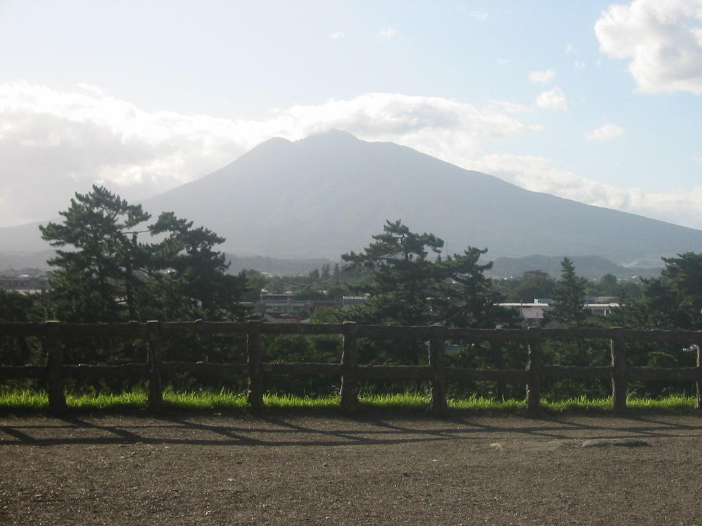 津軽富士岩木山を見て津軽平野を口ずさむ