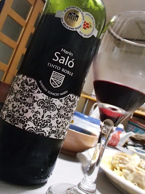 チキンカツ・えのきと豆腐の鍋・升田かぶ浅漬け・サンふじ・Marín Saló Tinto Roble