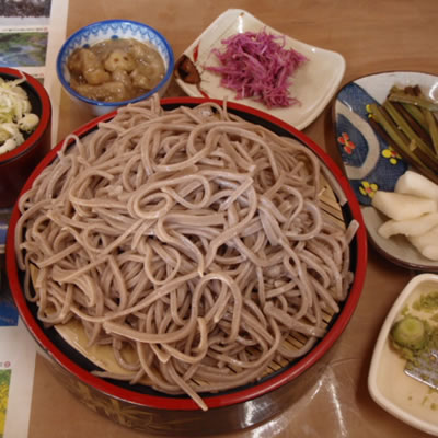 手打次年子そば