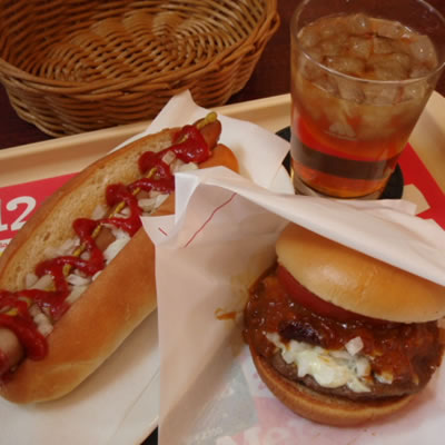 モスバーガー&プレーンドッグ