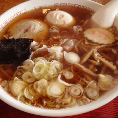 しょう油ラーメン/らーめん亭白竜