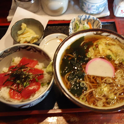 まぐろ茶屋「みさき」『づけまぐろ丼セット』