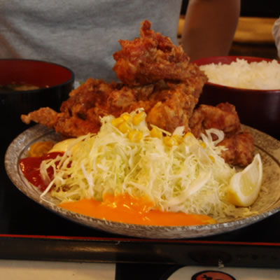 から揚げ定食・鶴岡みどり食堂