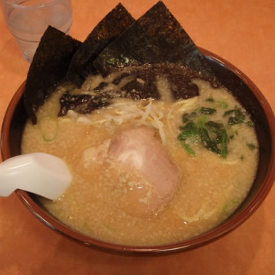 東京みそとんこつラーメン/酒田のよこはま軒