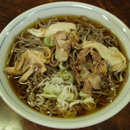 冷たい肉そば・冷たい肉うどん・いろは本店・山形河北町