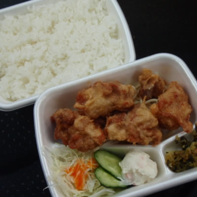 唐揚げ弁当300円・Hotto Motto(ほっともっと)