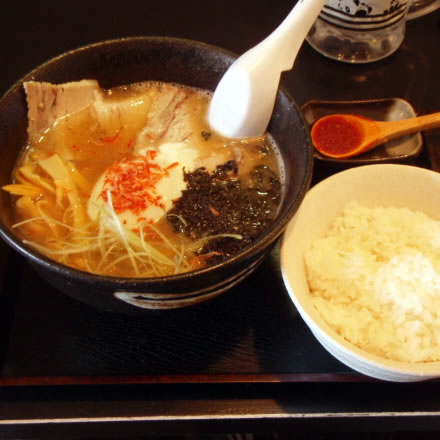 新旬屋 麺 酒田中町店・ぶたエビらー麺
