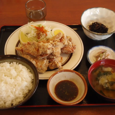 とり唐揚げ定食・ごはん職人六兵衛
