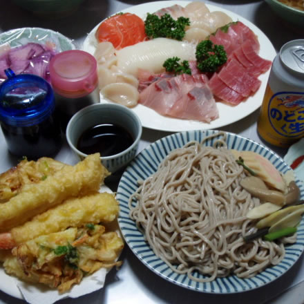 梅田屋さんのそば・天ぷら・お刺身・大晦日