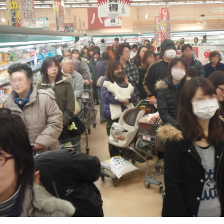 食料調達・お買い物・品不足・長蛇の列