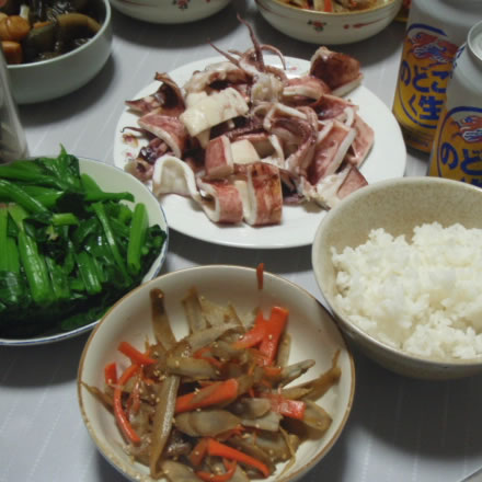 いか一夜干し焼き・きんぴらごぼう・ほうれん草のおひたし