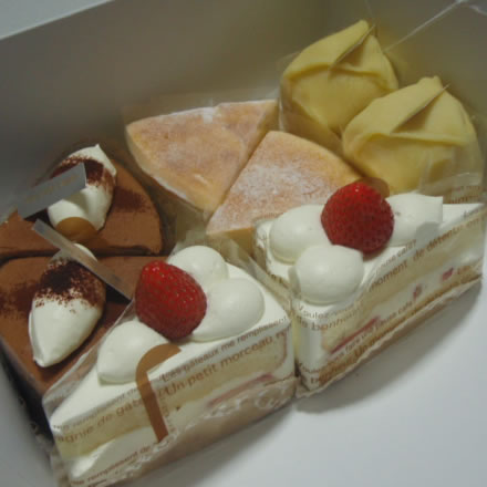 お寿司・餃子・誕生ケーキ