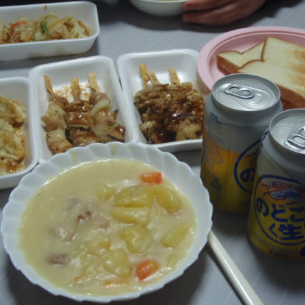 シチュー・焼鳥・餃子天あんかけ