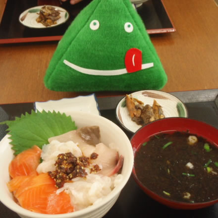 ぜいたく三種盛・木川屋本店・みなと市場内・6月末日まで