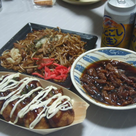 銀だこ・たこ焼き・8個500円・焼きそば・大盛600円・赤のカード・銀のカード