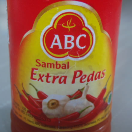 ピザトースト・マヨコーンのせ・タバスコの代わりに「Extra Pedas」