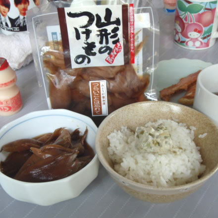 つらいことは忘れて(壽屋)・わさび漬(たじりや)・朝食
