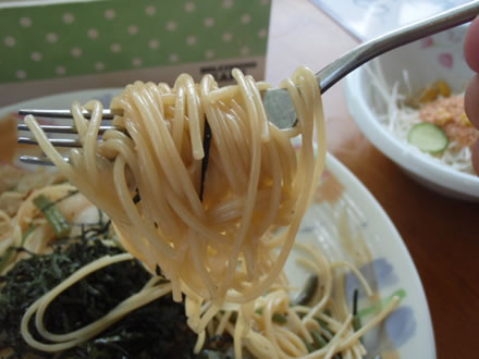 レストランもくもく・鶴岡市東原町25-48・山菜の和風パスタ