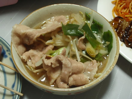 十四代・もやし鍋・平田赤ねぎ・スパゲティ・焼鳥・黄菊の天ぷら