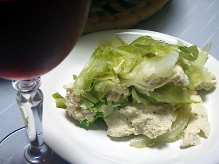 月のささやき・月山ワイン・キャベツと鶏挽肉の蒸し物・大根のたまり漬け・他