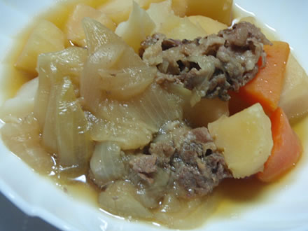 xxxのきんちゃくと厚揚げとさつま揚の煮物・肉じゃが・おみ漬け