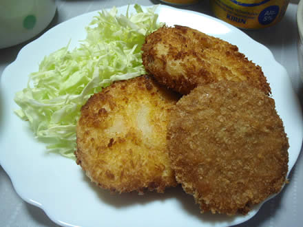 手作りコロッケ・メンチカツ・ぜんまいとこんにゃくの煮物・メンマ