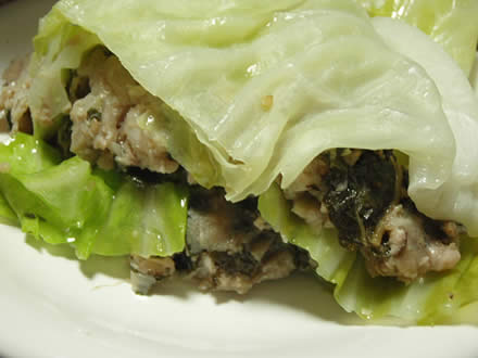 キャベツと挽肉の重ね蒸し・たこわさ・かぼちゃの煮物・エビチリ・にんにく醤油