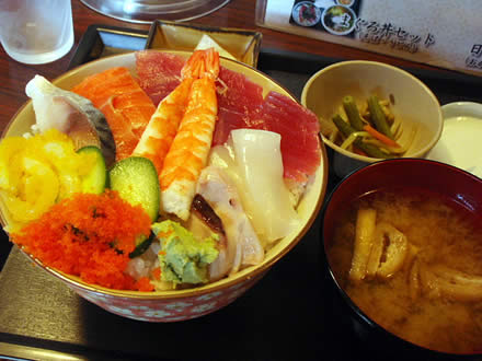 限定・みさき丼・金土日祝・海鮮丼+うなぎ丼・まぐろ茶屋みさき