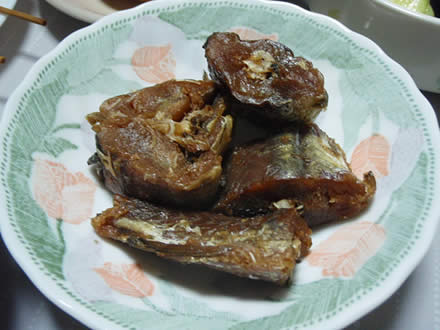 民田なす浅漬け・棒たら煮・切干大根煮・豚肉と玉葱の串焼・コロッケ